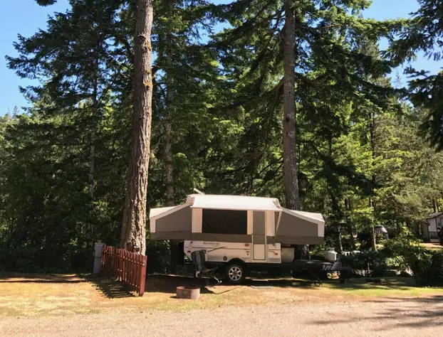 Mercer Lake Resort and Beach hotel detail image 3