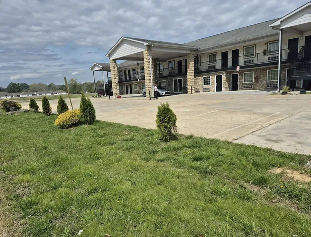 General Bragg Inn & Suites By OYO Chickamauga hotel detail image 3