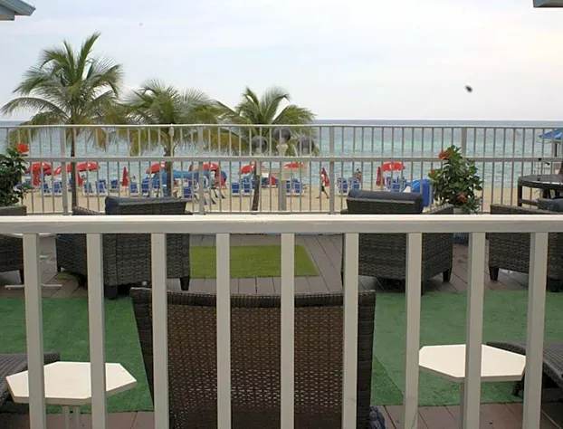 Golden Sand Oceanfront hotel detail image 1