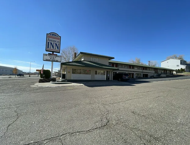 American inn hotel detail image 4