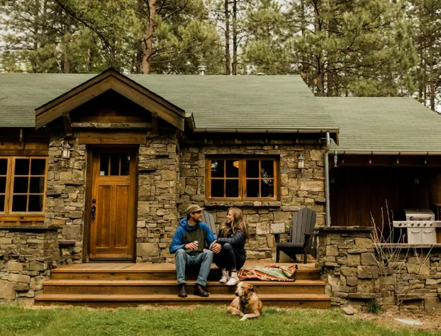 Lake Creek Lodge hotel detail image 3