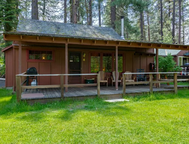 Lake Creek Lodge hotel detail image 2