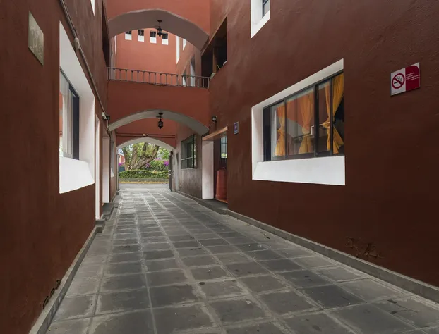 Meson Real Hotel & Suites hotel detail image 3