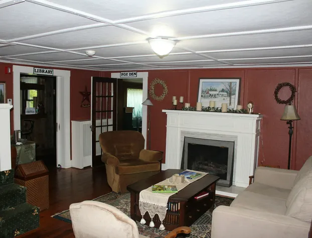 Fox Creek Inn LLC hotel detail image 3