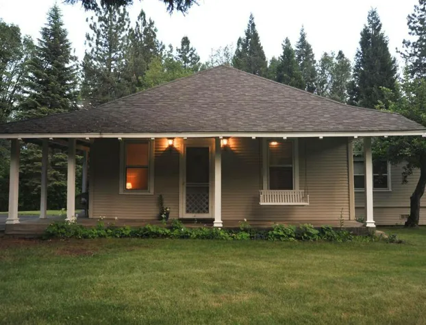 McCloud Hotel hotel detail image 4