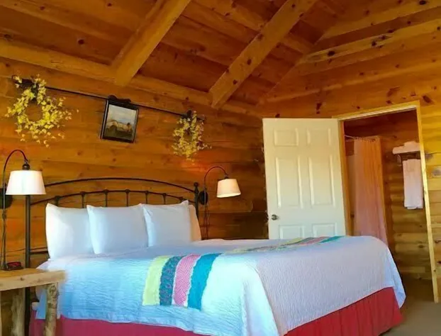 Bryce Canyon Log Cabins hotel detail image 2