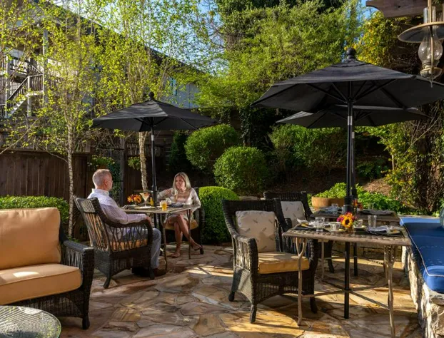 The White Birch Inn hotel detail image 4