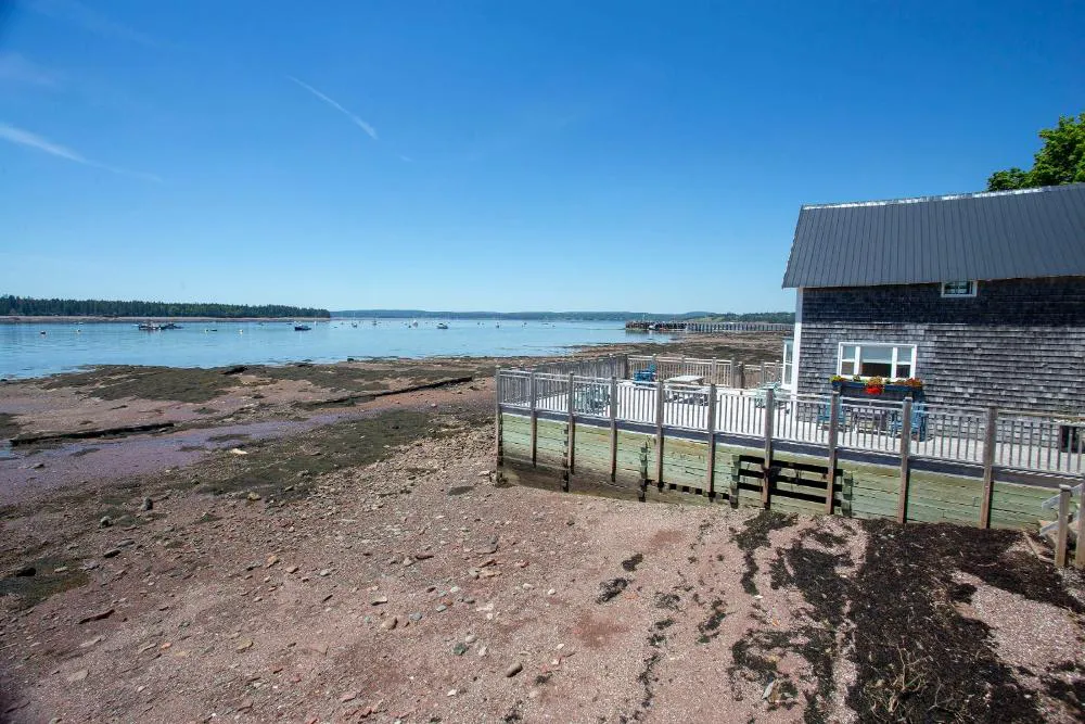 Seaside Beach Resort hotel hero