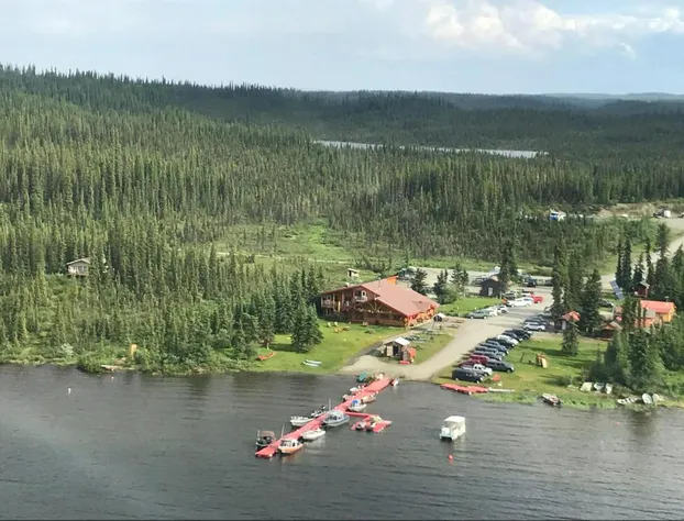 Lake Louise Lodge Alaska hotel detail image 2