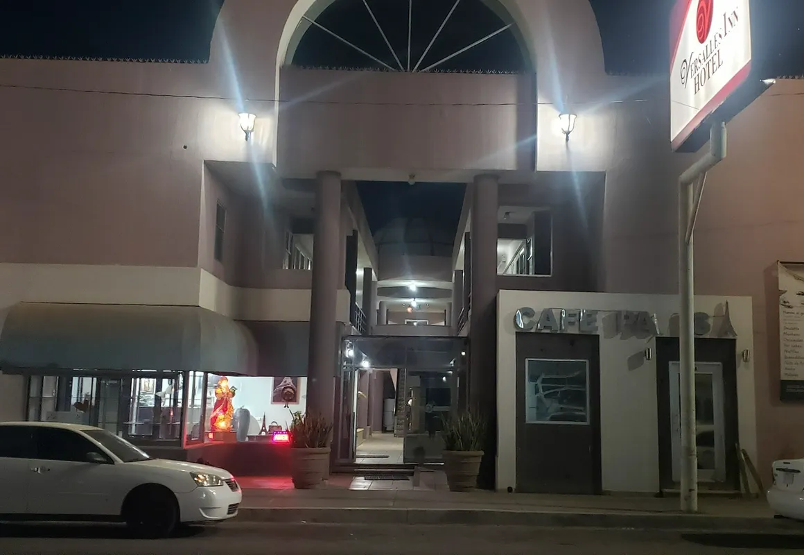 Hotel Versalles Inn hotel hero