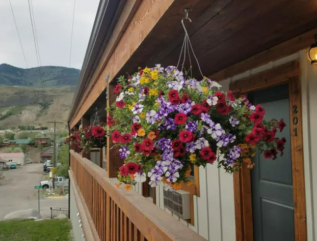 406 Lodge hotel detail image 3