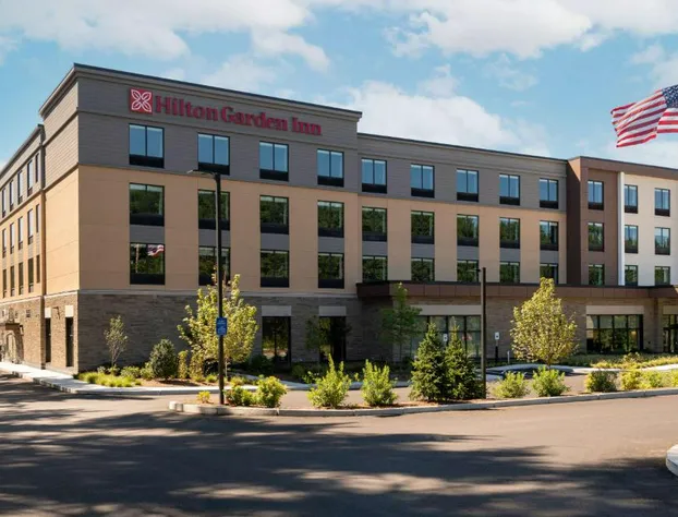 Hilton Garden Inn Boston Canton hotel detail image 1