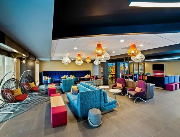 Tru by Hilton Franklin Cool Springs Nashville hotel detail image 3