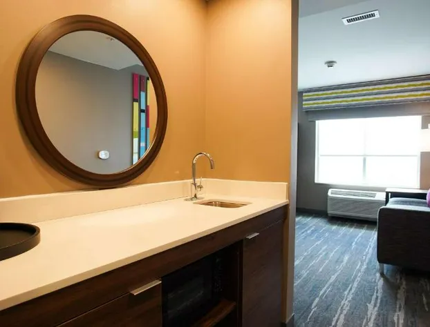 Hampton Inn & Suites St. Clairsville hotel detail image 2