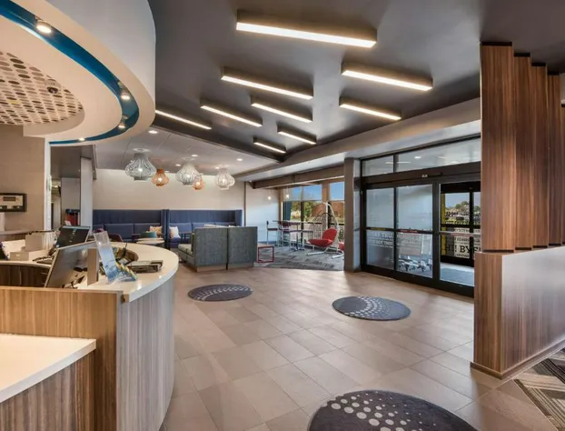 Tru by Hilton Warsaw hotel detail image 2