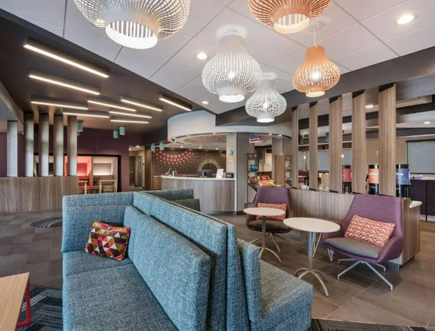 Tru by Hilton Warsaw hotel detail image 4