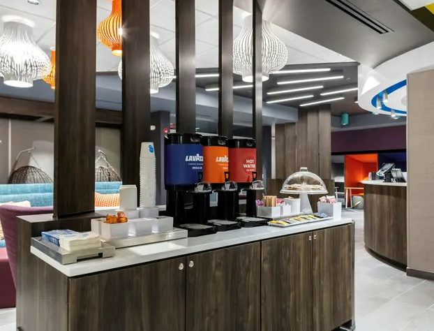 TRU by Hilton Lynchburg hotel detail image 1