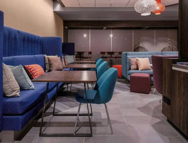 TRU by Hilton Lynchburg hotel detail image 2