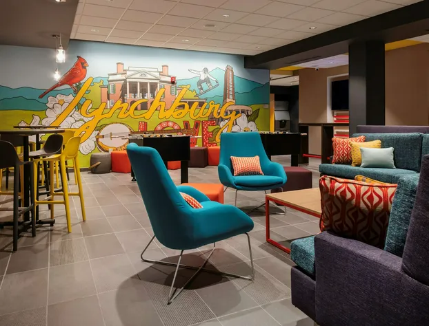 TRU by Hilton Lynchburg hotel detail image 3