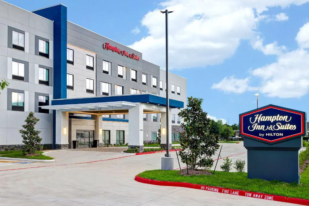 Hampton Inn & Suites Houston East Beltway 8 hotel hero
