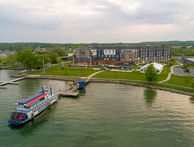 Hotel Canandaigua, Tapestry Collection by Hilton hotel detail image 3