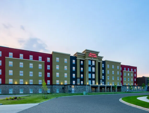 Hampton Inn & Suites by Hilton Edmonton St. Albert hotel detail image 3