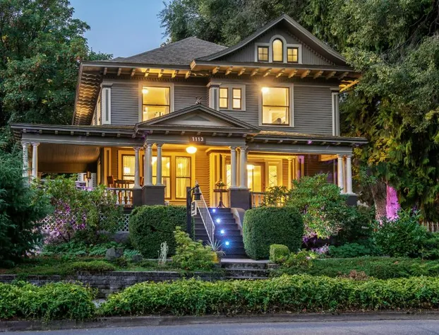 Inn at the Gorge hotel detail image 1