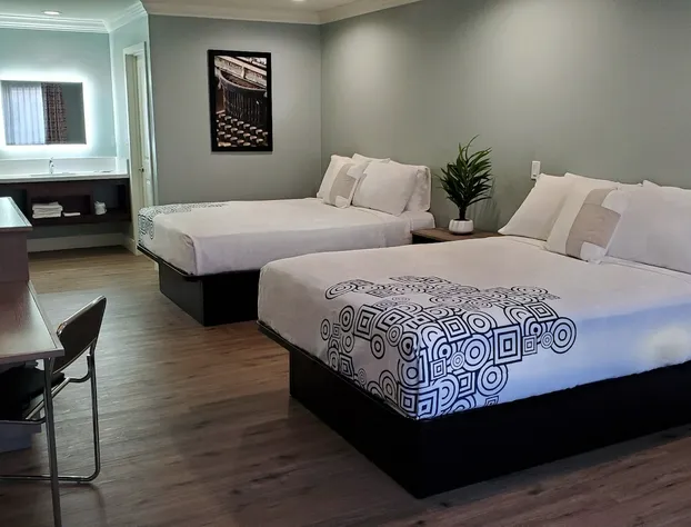 Crestridge Inn hotel detail image 4