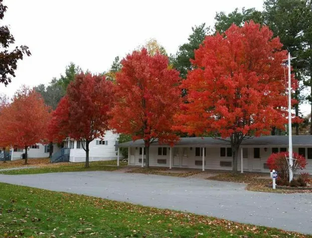 West Winds Motel & Cottages hotel detail image 4