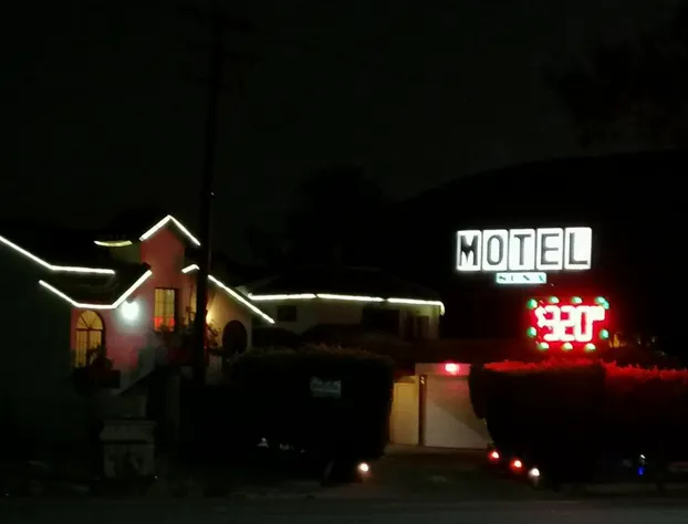 Motel Sena hotel detail image 1