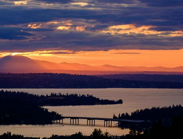 InterContinental Seattle Bellevue by IHG hotel detail image 2