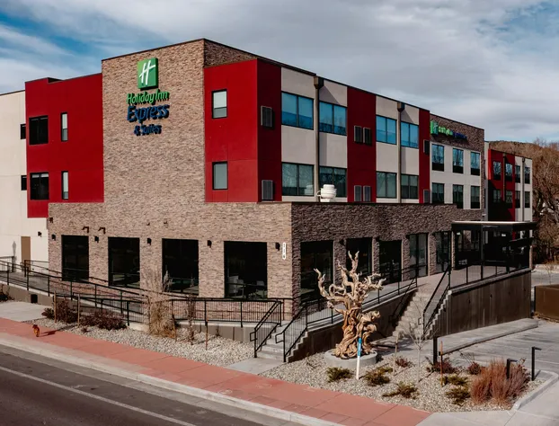 Holiday Inn Express & Suites Manitou Springs by IHG hotel detail image 2