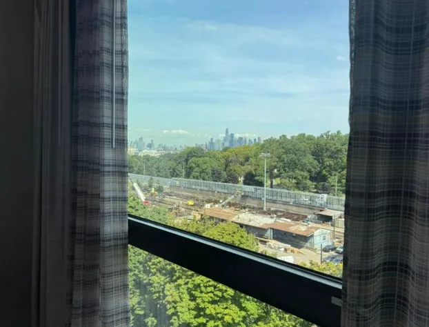 Holiday Inn Express NYC Brooklyn - Sunset Park by IHG hotel detail image 1