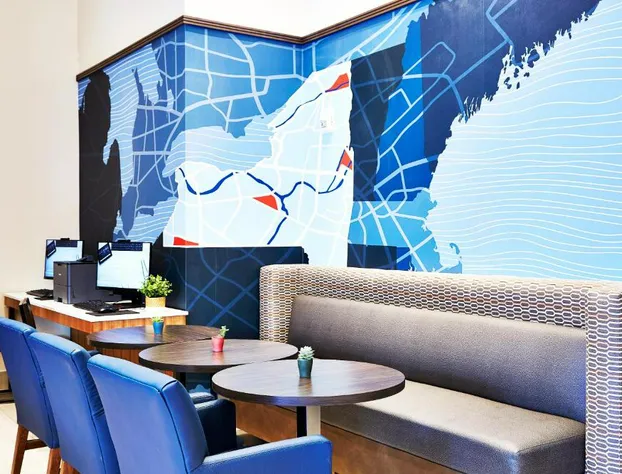 Holiday Inn Express NYC Brooklyn - Sunset Park by IHG hotel detail image 3