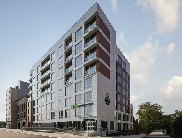 Holiday Inn Express & Suites Woodside LaGuardia Airport by IHG hotel detail image 1