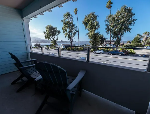 Baywood Inn Bed & Breakfast hotel detail image 2