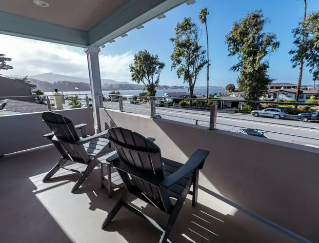 Baywood Inn Bed & Breakfast hotel detail image 4