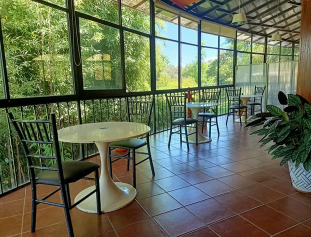 Centro Ecoturistico del Lago hotel detail image 2