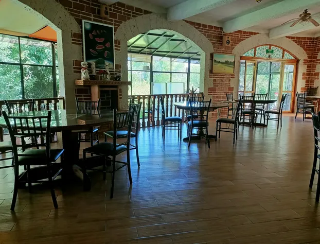 Centro Ecoturistico del Lago hotel detail image 3