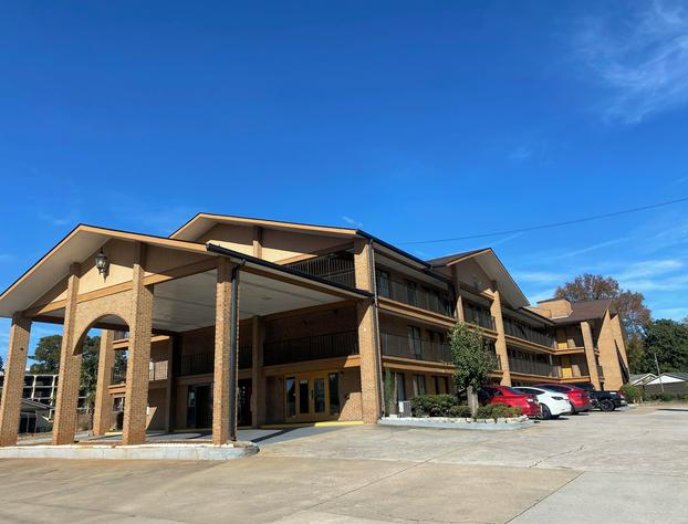 American Inn & Suites hotel detail image 4