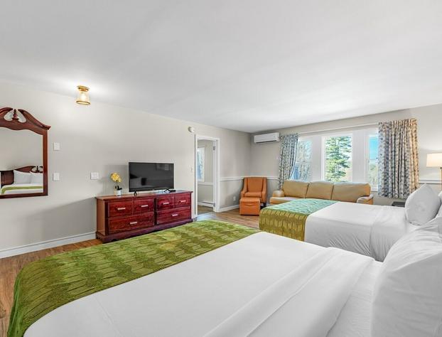 Grey Bonnet Inn hotel detail image 1