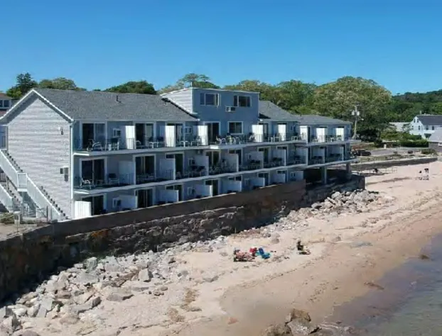 Captain's Bounty On The Beach hotel detail image 1