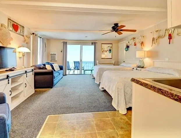 Captain's Bounty On The Beach hotel detail image 2