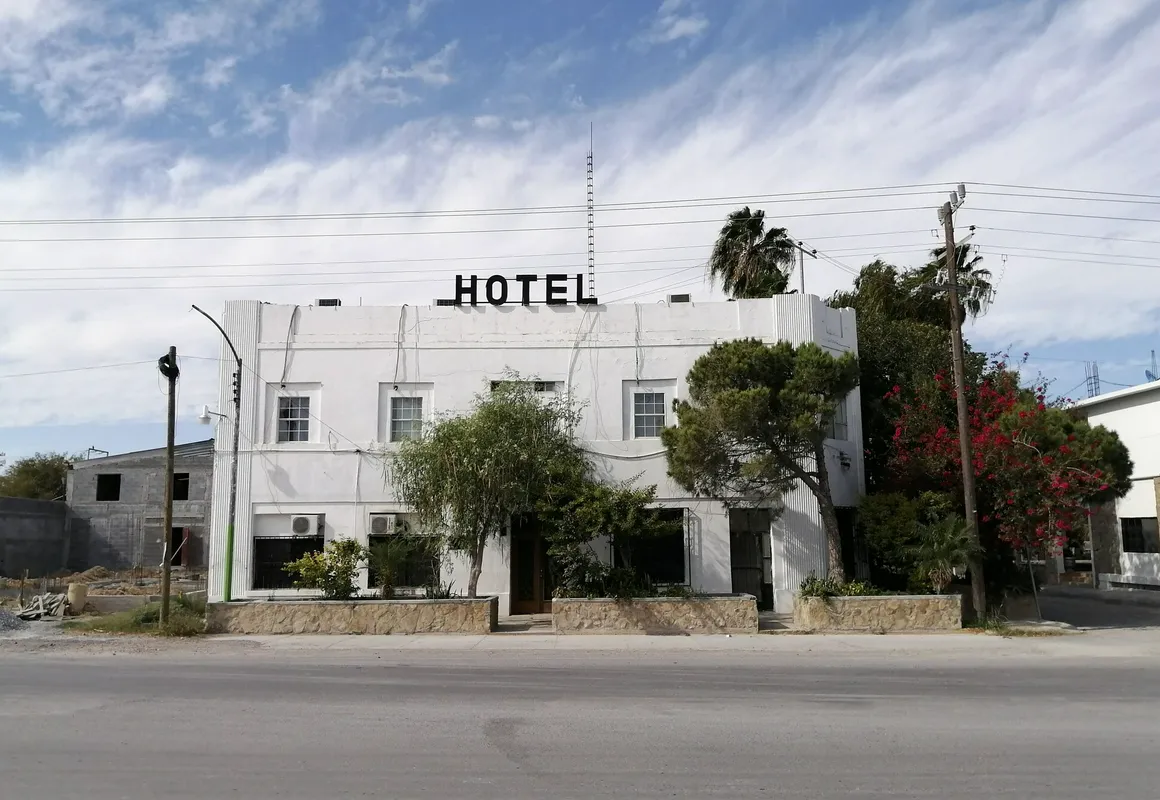 Hotel Anahuac hotel hero