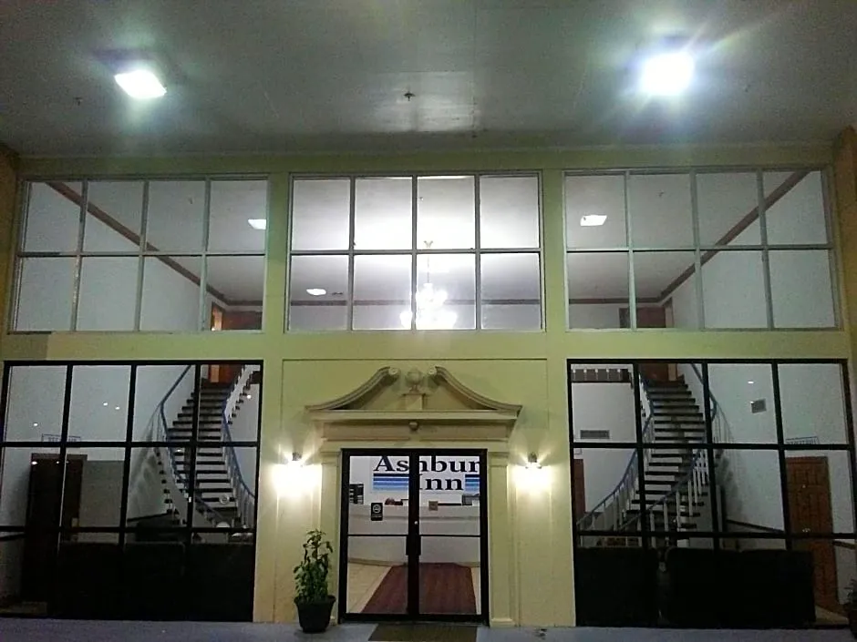 Ashburn Inn Of Manning hotel hero