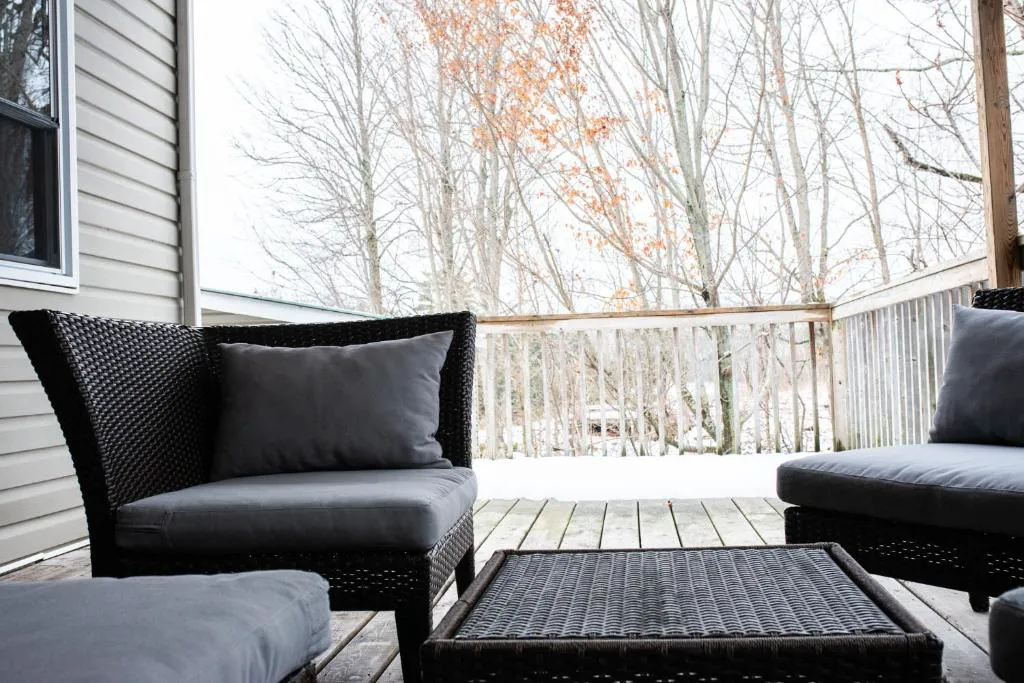 Myers Cave Resort hotel hero