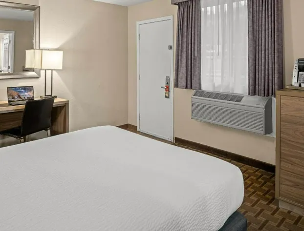 Buck Meadows Lodge hotel detail image 3