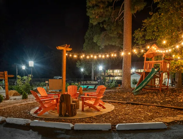 Buck Meadows Lodge hotel detail image 2