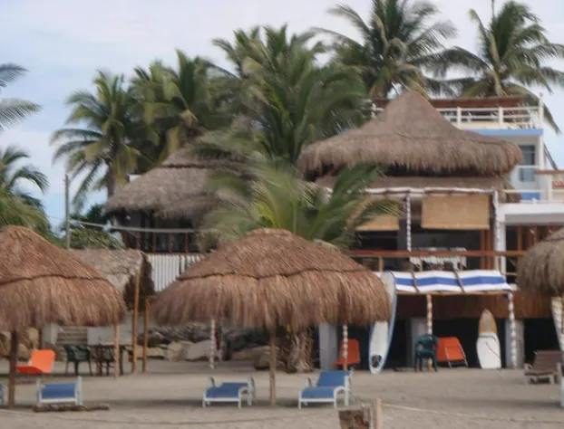 Casa de las Olas Surf & Beach Club hotel detail image 1