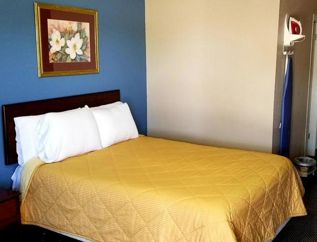 Continental Inn Suites hotel detail image 3